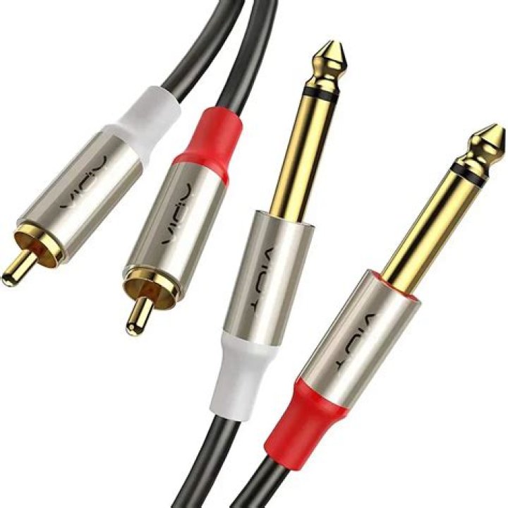 3.5mm cables descending.