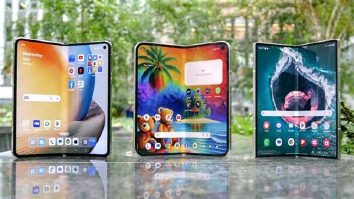 A Samsung foldable phone concept.
