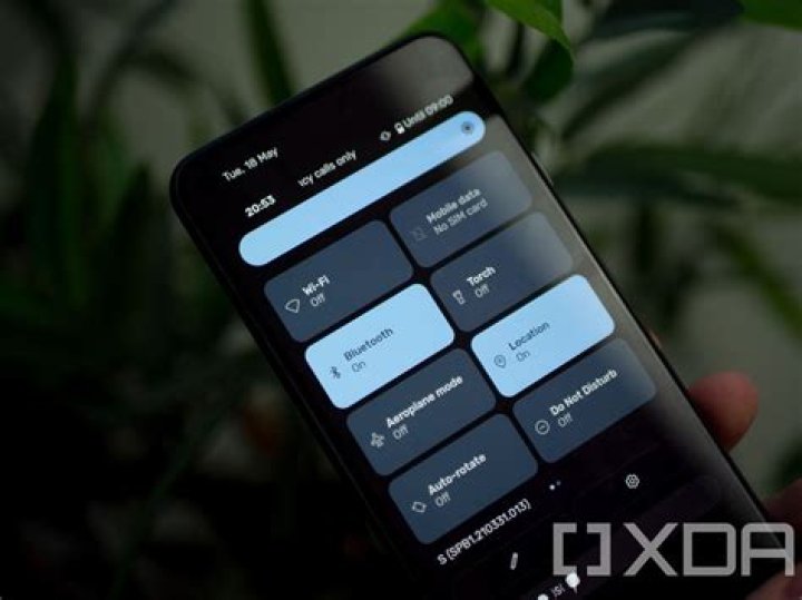 android 12 beta 1 hands on pin pad password lock screen