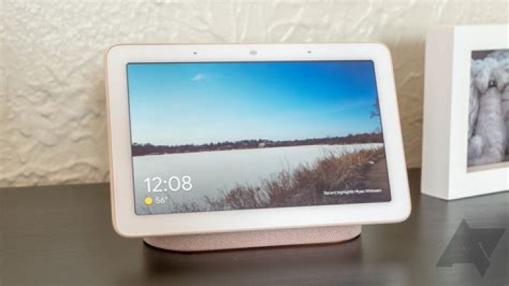 Google Home Hub Max from the side