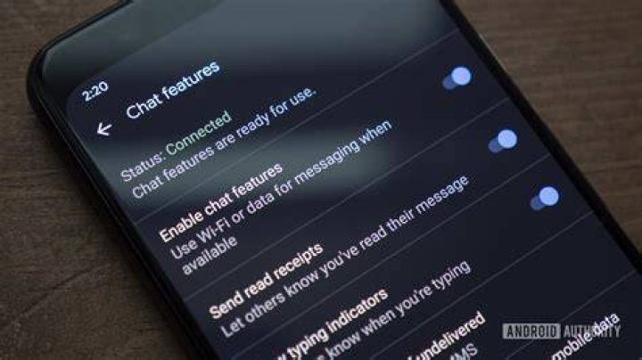 google messages chat features read receipts typing indicators rcs app google pixel 4 xl 5