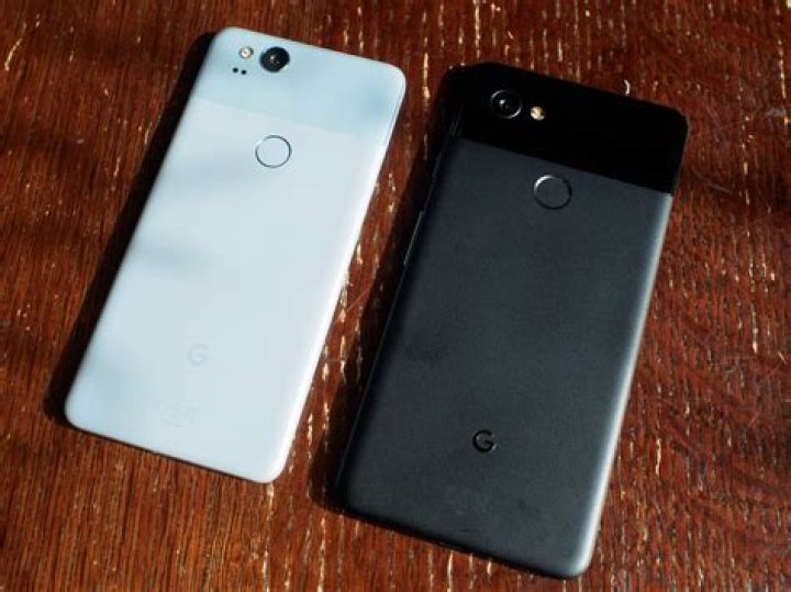 Google Pixel 2 vs Pixel 4 design Google Pixel 2 vs Pixel 4 design