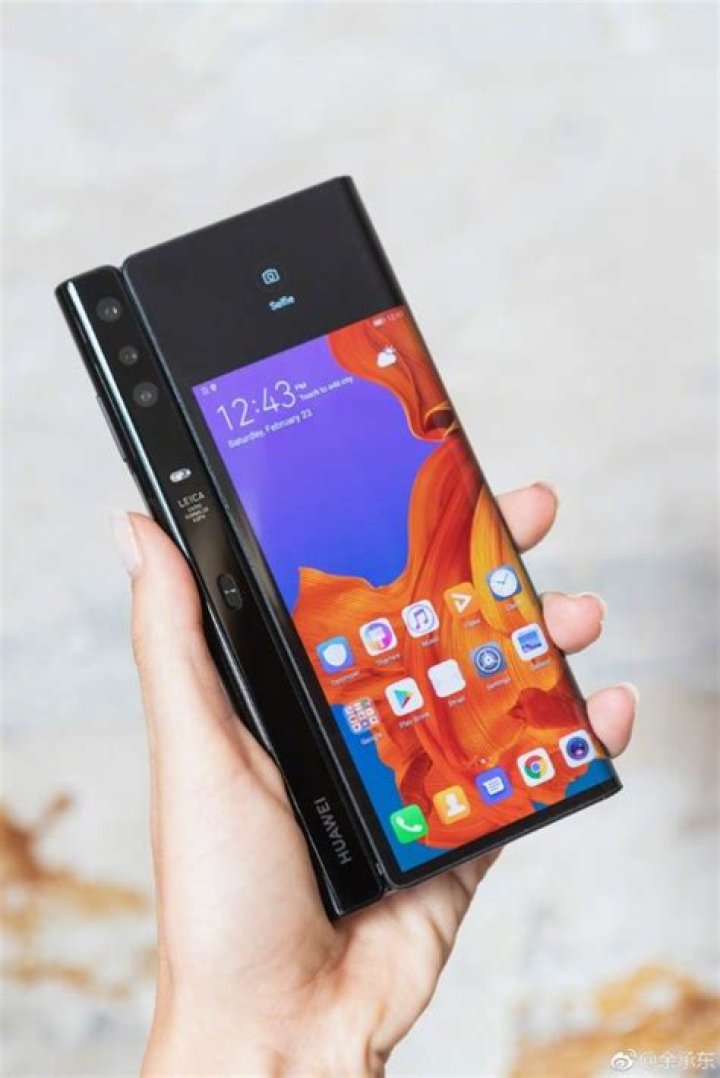Huawei Mate X Foldable Phone Hands On partially folded