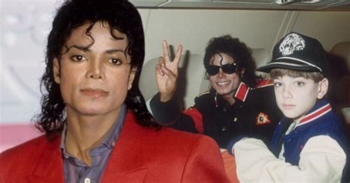 Michael Jackson on plane.