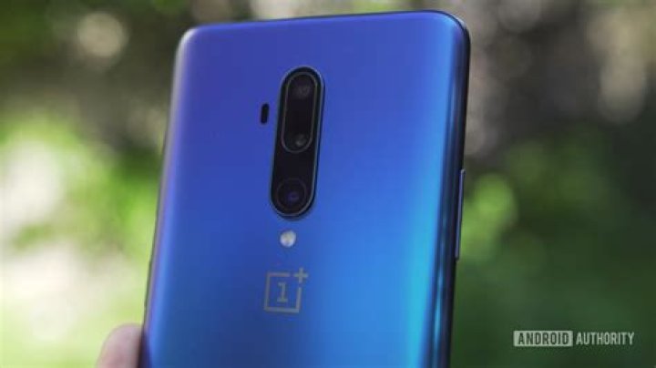 OnePlus 7T Pro camera close up