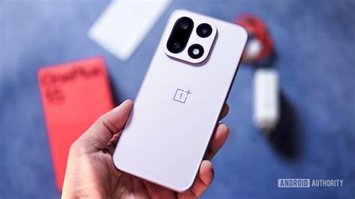 OnePlus 9RT with Android Authority opened in the browser
