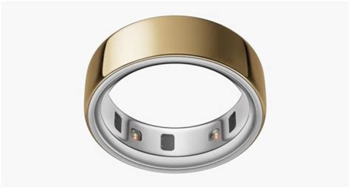 Oura Ring Moody Oura Ring 2 side view