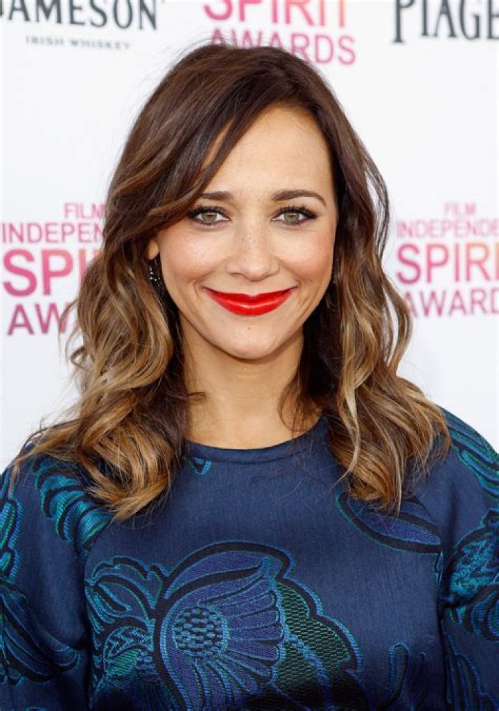 rashida-jones-glasses-makeup Rashida Jones