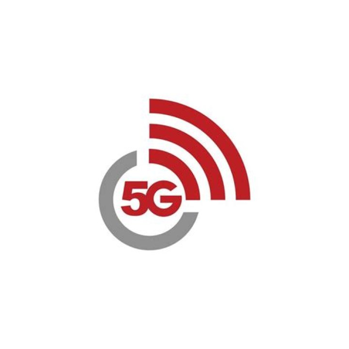 Red 5G logo