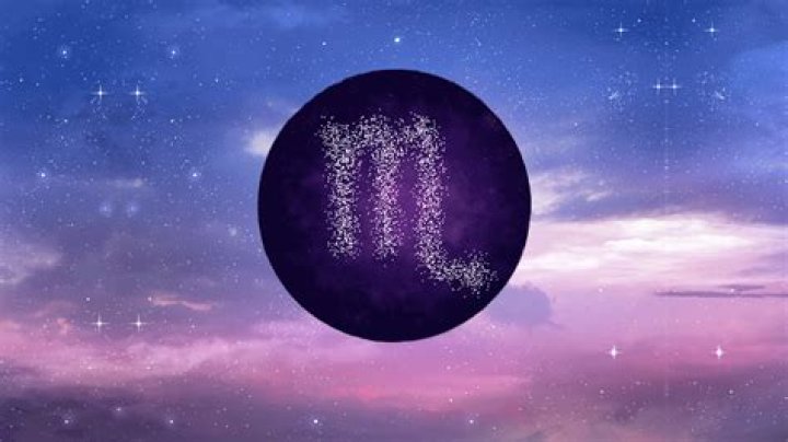 STYLECASTER | Full Moon in Aries Zodiac Signs
