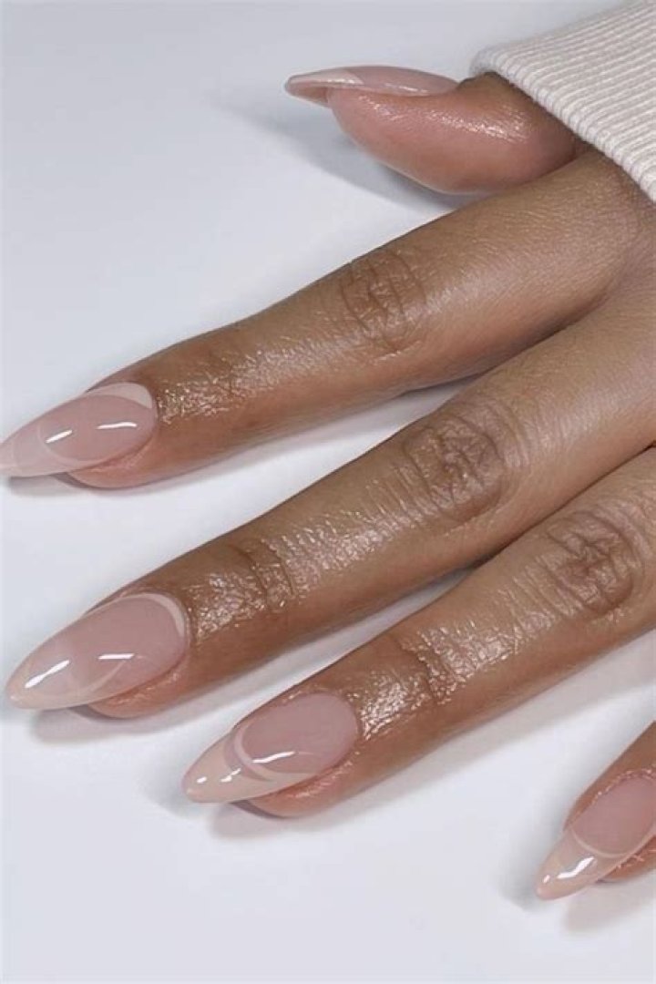 STYLECASTER | neutral nails | acrylic neutral nails | neutral nail colors | neutral nail polish | fall nail colors | fall nail polish 