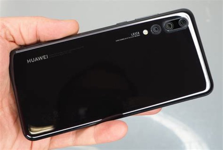 Huawei P20 Pro camera detail 1 The Huawei P20 Pro.