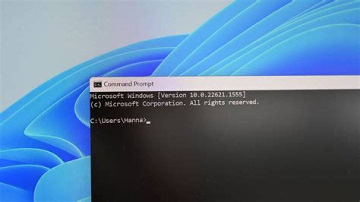 Windows 10 load command prompt
