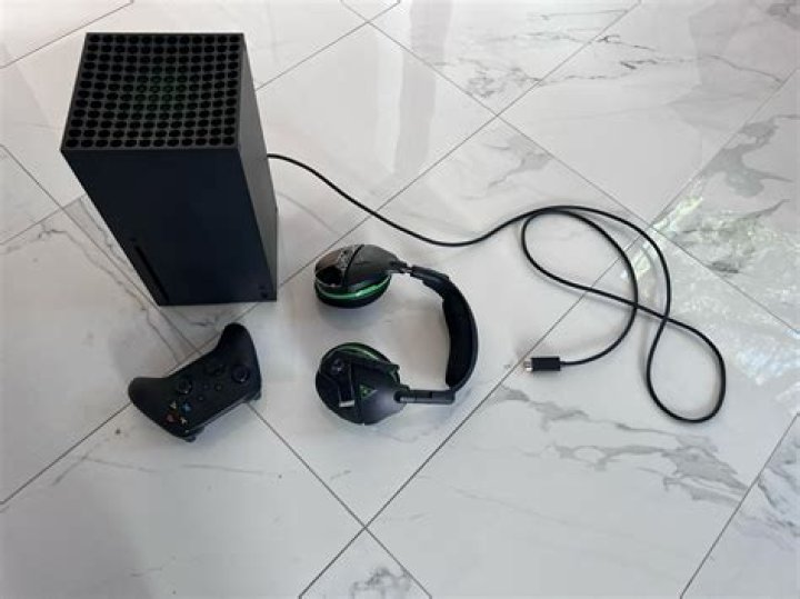 X Box Series X Bundle
